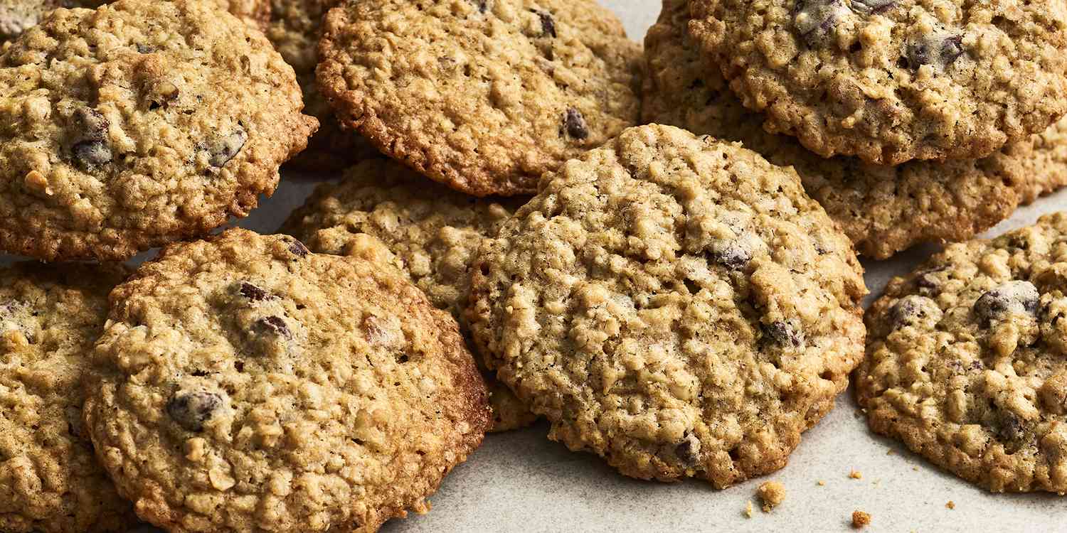 Chewy Chocolate Chip Oatmeal Cookies Recipe