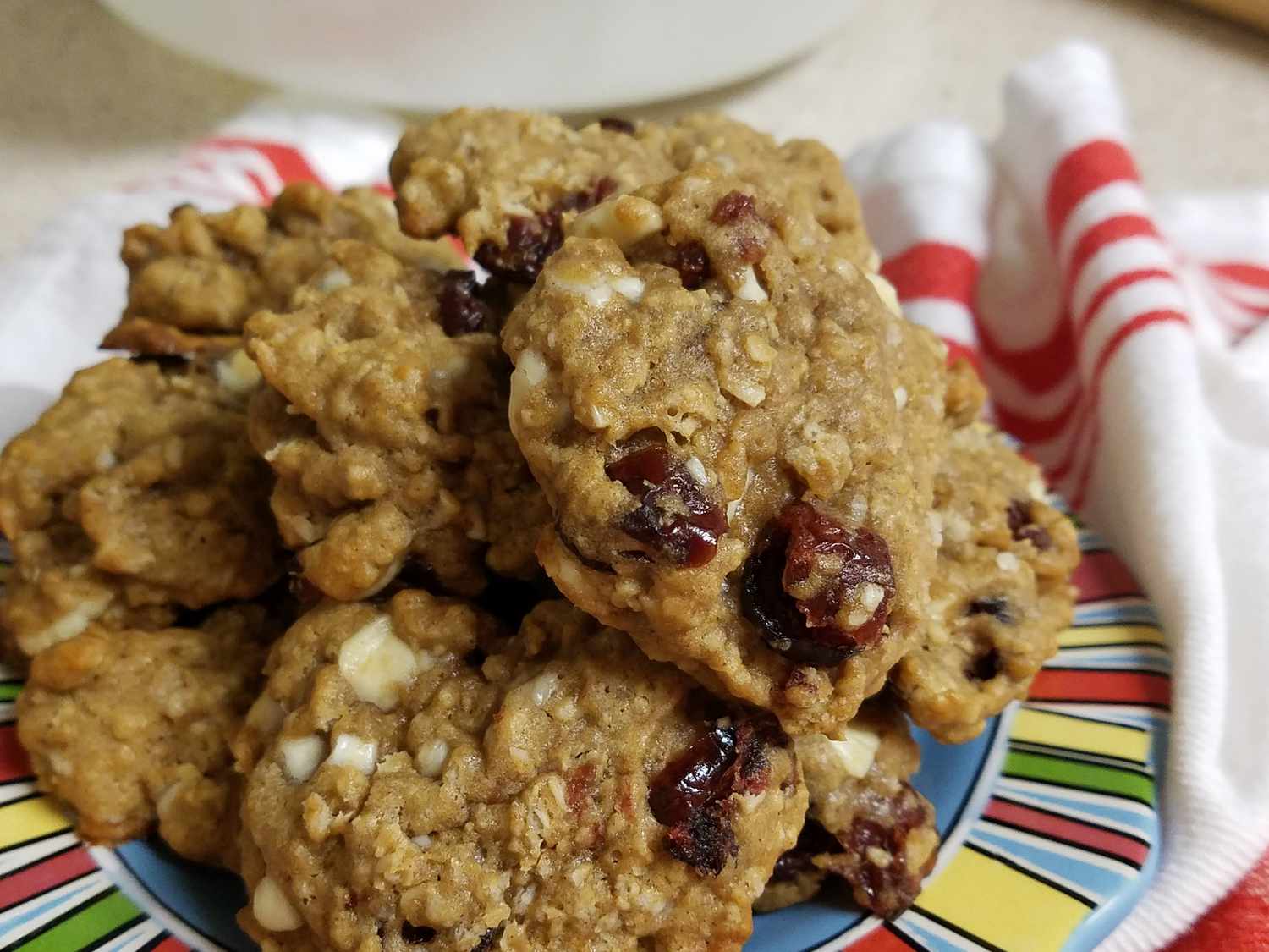 Oatmeal Cranberry White Chocolate Chunk Cookies Recipe